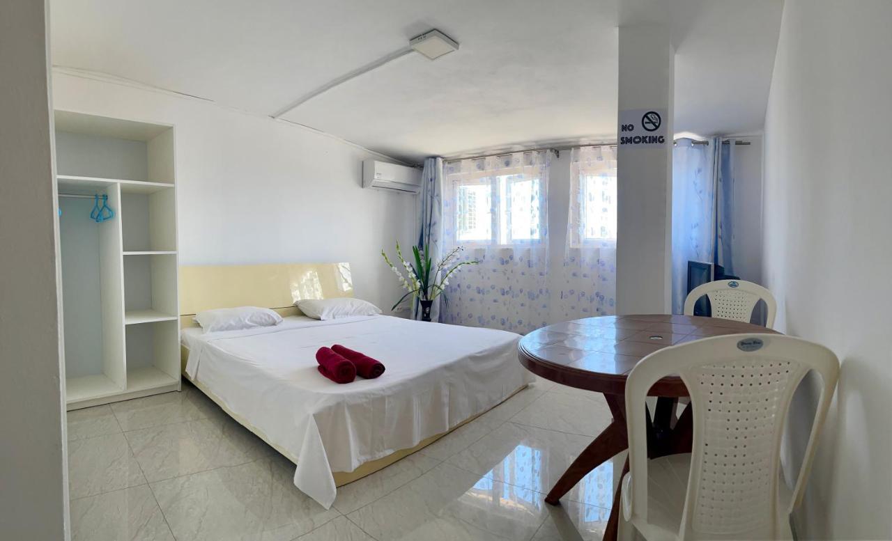 Sun & Shine Holiday Resort Flic-en-Flacq 外观 照片